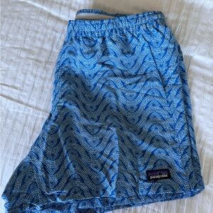 Patagonia women’s baggies shorts 5”, size small